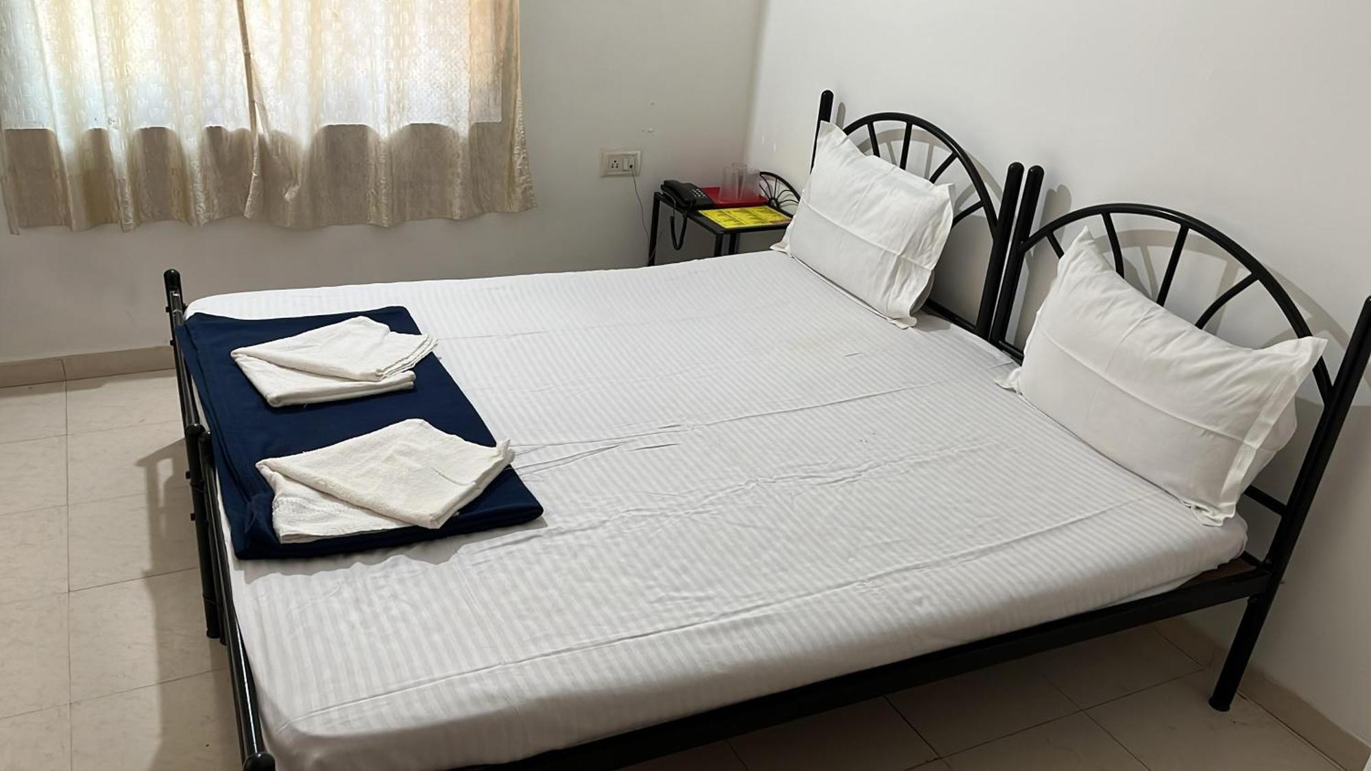 Guest house Marshall *